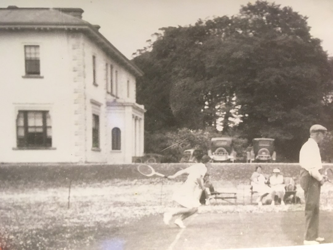 C3A5B300-124A-4A98-8469-10ACA6F74F6E